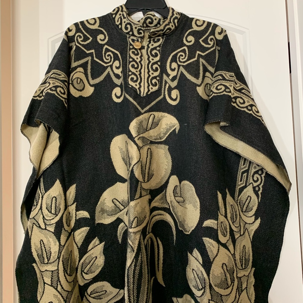 Wrap like outter garment